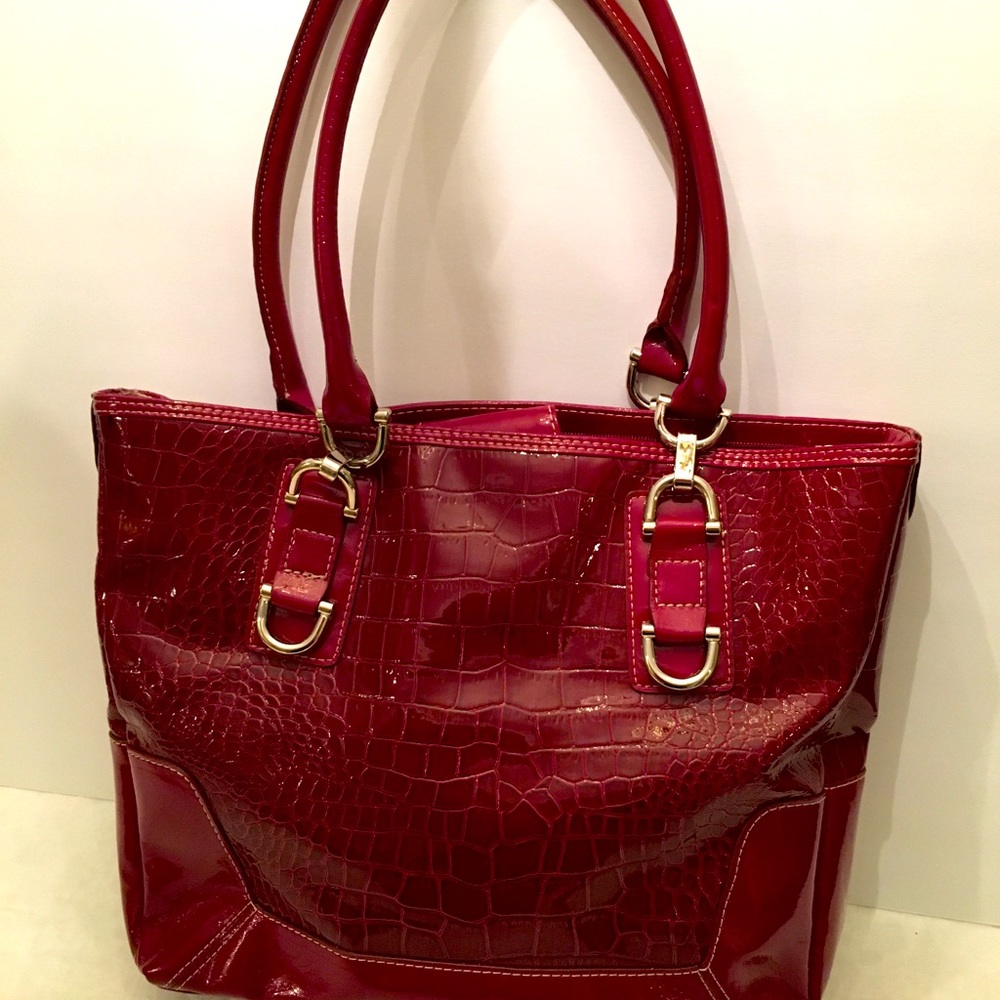 Beautiful burgundy purse bundle!